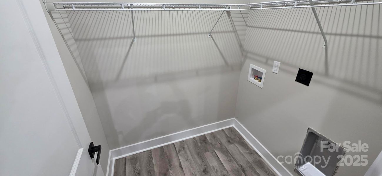 Image 37 of a home in .