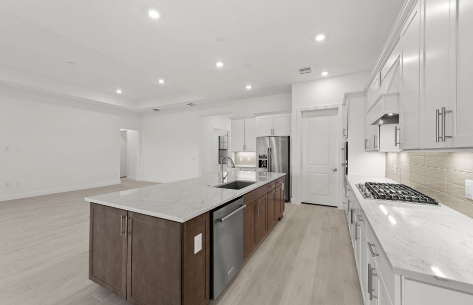 Furnished interior view inside a new home in Del Webb Catalina, Lakewood Ranch (Image 12).