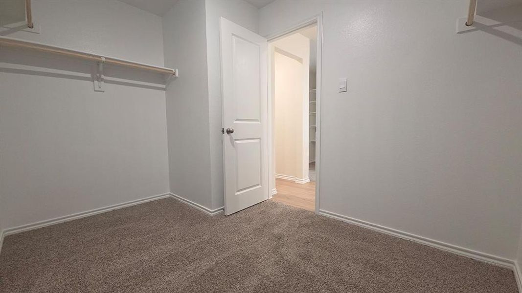 Spacious, unfurnished interior of a new home in Wildwood, Royse City (Image 18).