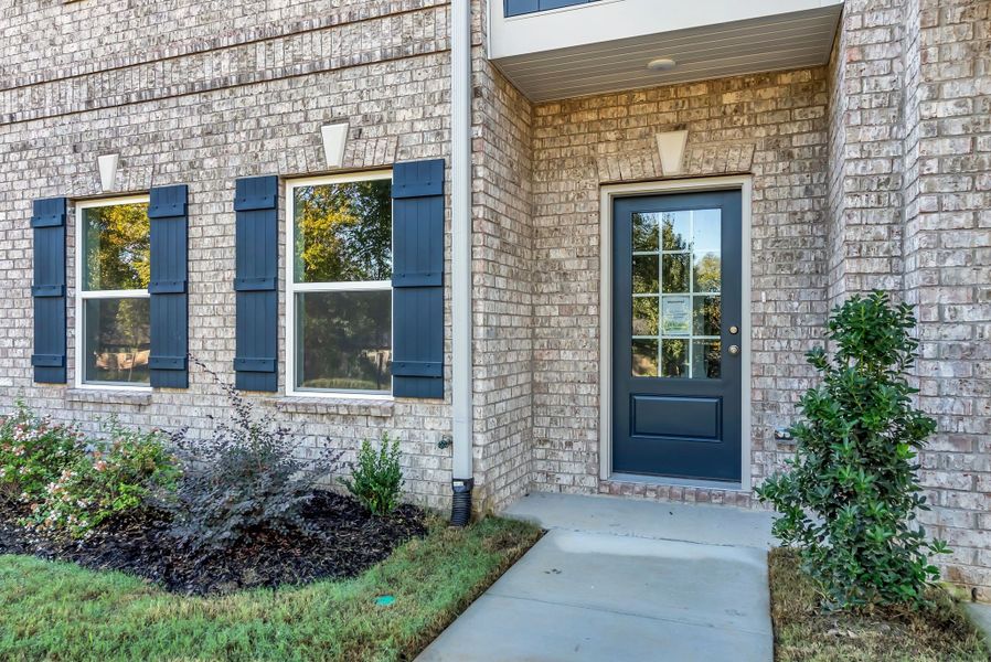 Exterior details and patio area of a home in Sweetbriar Place, Lebanon (Image 2). Exterior details and patio area of a home in Sweetbriar Place, Lebanon (Image 2).