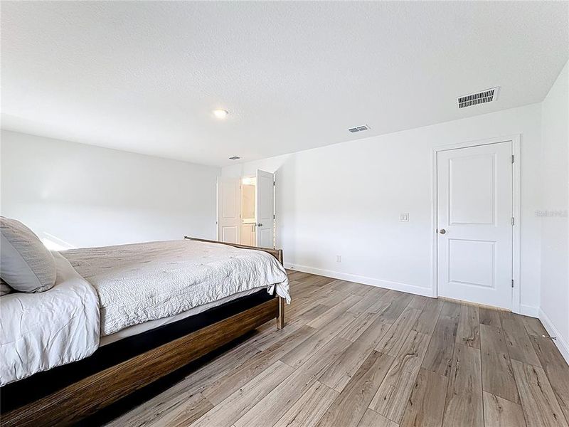 Furnished interior view inside a new home in Sunbrooke, St. Cloud (Image 11).