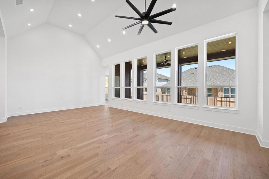 Spacious, unfurnished interior of a new home in Flora, Hutto (Image 32). Spacious, unfurnished interior of a new home in Flora, Hutto (Image 32).