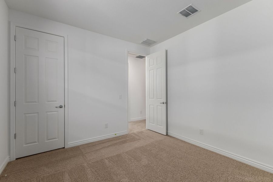 Spacious, unfurnished interior of a new home in Miravida, Surprise (Image 13).