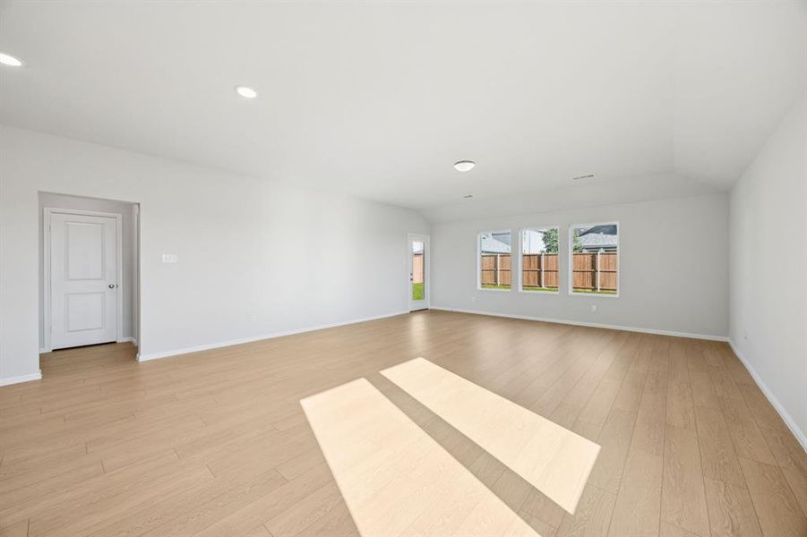 Spacious, unfurnished interior of a new home in Santorini, Seagoville (Image 14). Spacious, unfurnished interior of a new home in Santorini, Seagoville (Image 14).