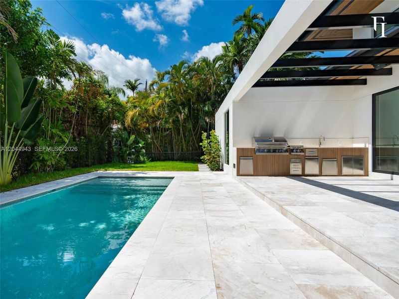 Exterior details and patio area of a home in , Coral Gables (Image 36). Exterior details and patio area of a home in , Coral Gables (Image 36).