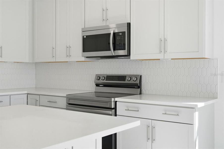 Furnished interior view inside a new home in Palm Coast Homes, Palm Coast (Image 12).