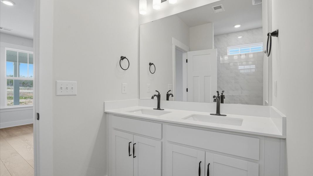 Furnished interior view inside a new home in Harrier Point, Woodruff (Image 30).