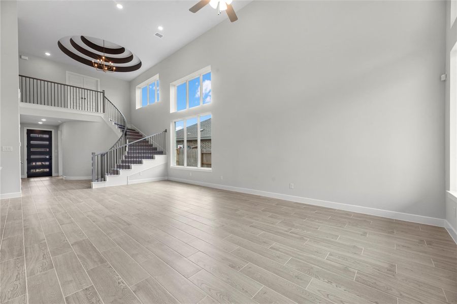 Representative image. Features, specifications, selections and colors may vary. Representative image. Features, specifications, selections and colors may vary.