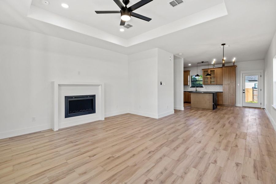 Spacious, unfurnished interior of a new home in , Needville (Image 9).