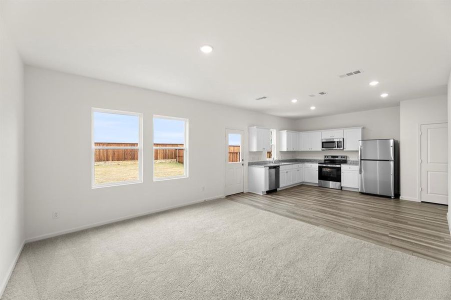 06. 14143 Donohue - Family 06. 14143 Donohue - Family