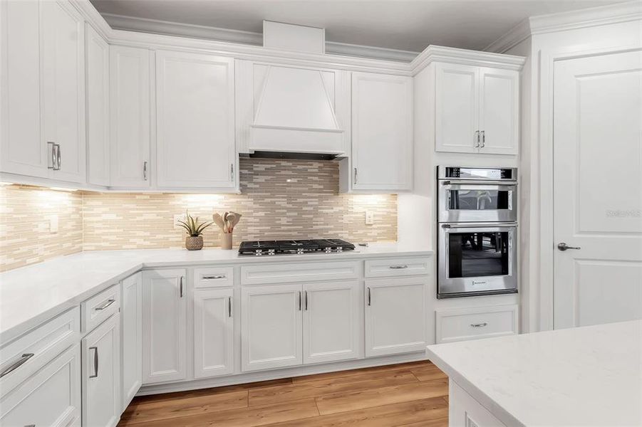 Furnished interior view inside a new home in Del Webb BayView, Parrish (Image 12). Furnished interior view inside a new home in Del Webb BayView, Parrish (Image 12).