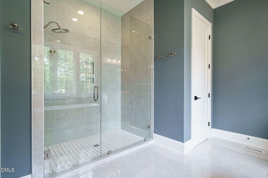 028-1920x1080-bathroom