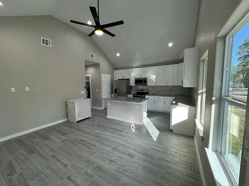 Image 11 of a home in . Image 11 of a home in .