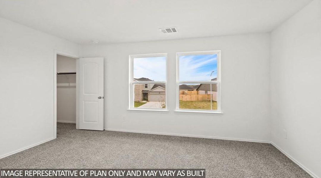 Spacious, unfurnished interior of a new home in Porters Mill, New Caney (Image 5).