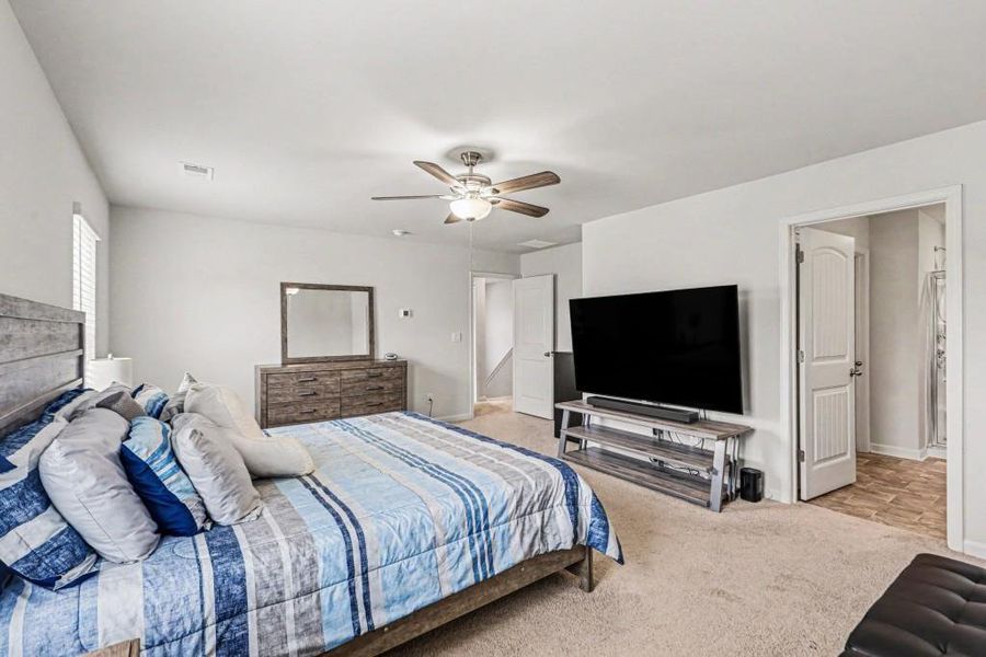 Furnished interior view inside a new home in , Fairburn (Image 19).
