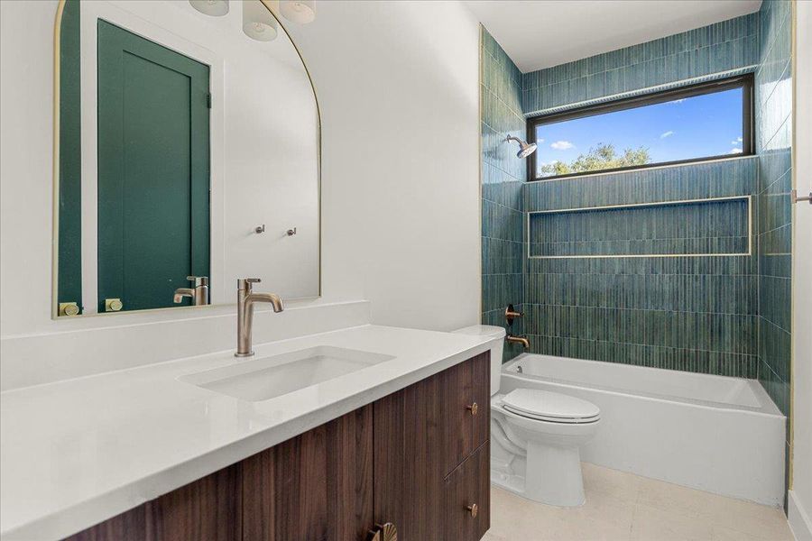 Guest bathroom 1 Guest bathroom 1