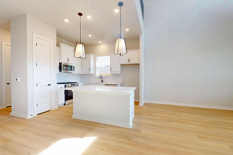 Furnished interior view inside a new home in Estancia West, Manchaca (Image 14). Furnished interior view inside a new home in Estancia West, Manchaca (Image 14).