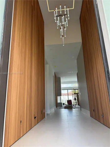 Image 4 of a home in .