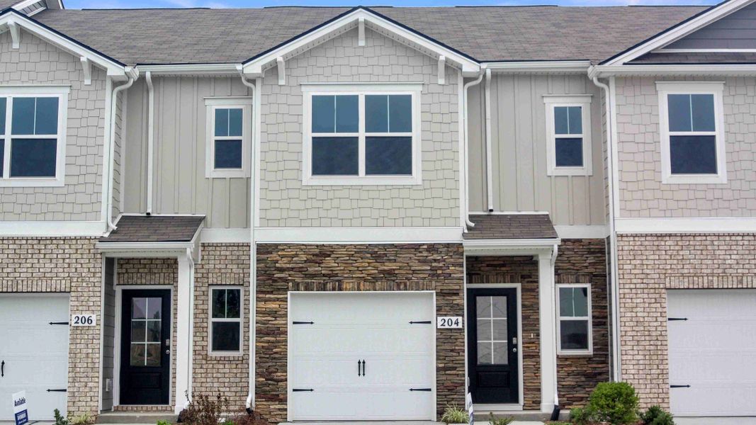 Image 35 of a home in Addison Park.