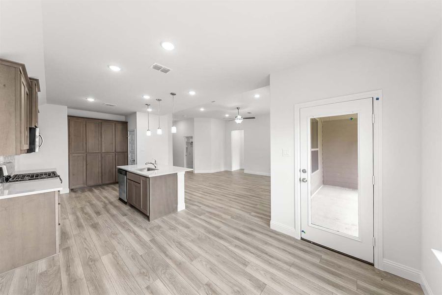 Image 25 representing the Prosper by Pacesetter Homes in Timberbrook, Justin, TX.