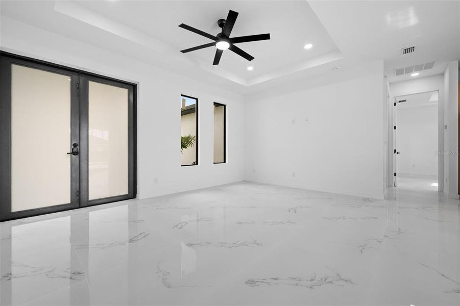 Spacious, unfurnished interior of a new home in , Cape Coral (Image 16). Spacious, unfurnished interior of a new home in , Cape Coral (Image 16).