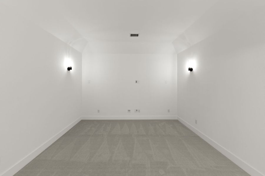 Spacious, unfurnished interior of a new home in Estates at Rockhill, Frisco (Image 26).