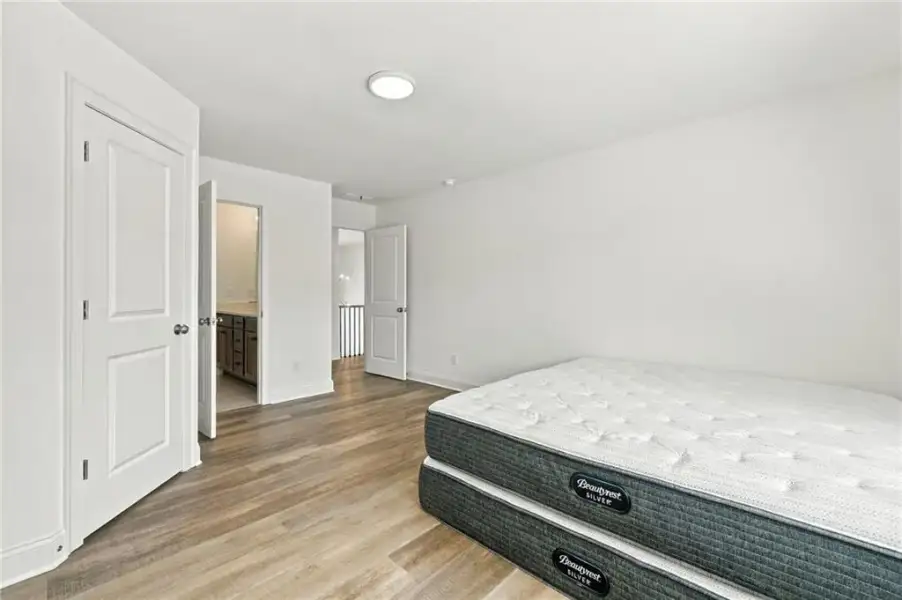 Furnished interior view inside a new home in , Conyers (Image 47).