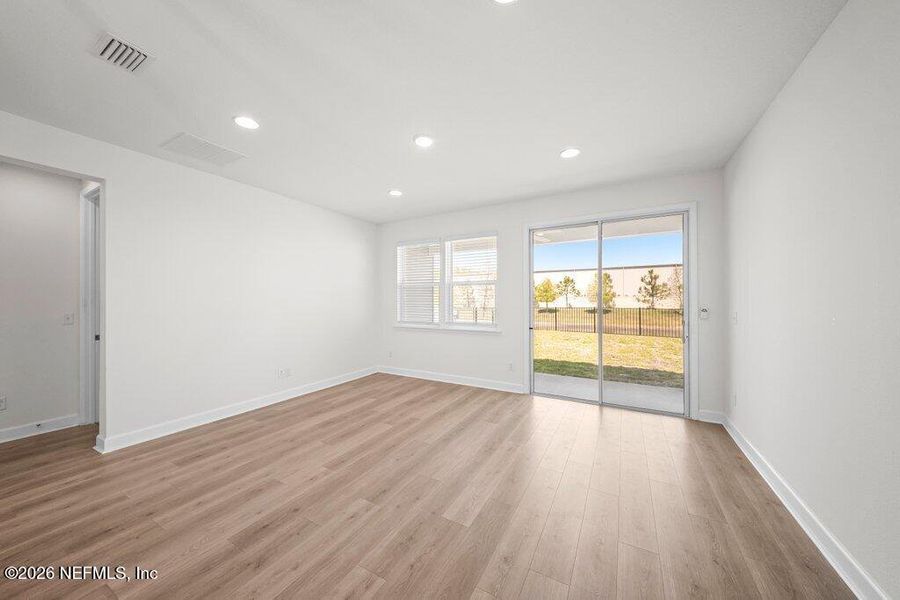 Spacious, unfurnished interior of a new home in Verano Creek, St. Augustine (Image 26).