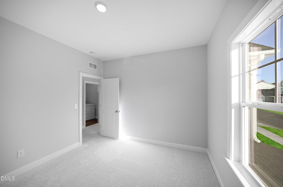 SUN_Everlee_Pic_LandrumIII_Bed4_1of3