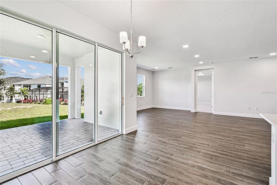 Spacious, unfurnished interior of a new home in Emerson Pointe, Apopka (Image 36).