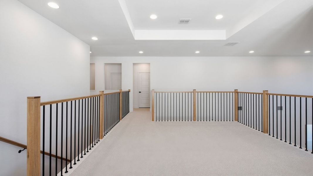 Spacious, unfurnished interior of a new home in Eliana, McKinney (Image 24).