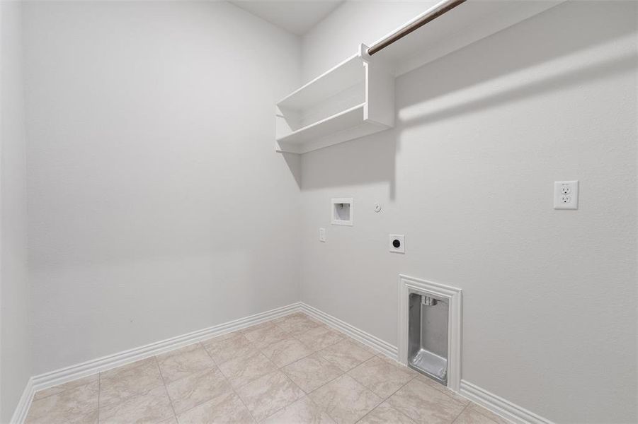 Spacious, unfurnished interior of a new home in Liberty Pointe, Gainesville (Image 39). Spacious, unfurnished interior of a new home in Liberty Pointe, Gainesville (Image 39).