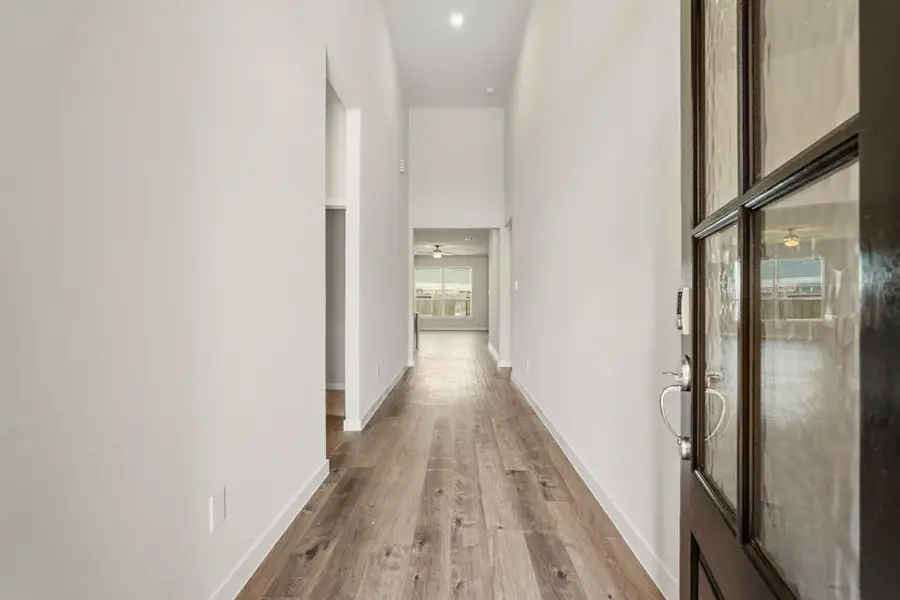 Spacious, unfurnished interior of a new home in Audubon, Magnolia (Image 14). Spacious, unfurnished interior of a new home in Audubon, Magnolia (Image 14).