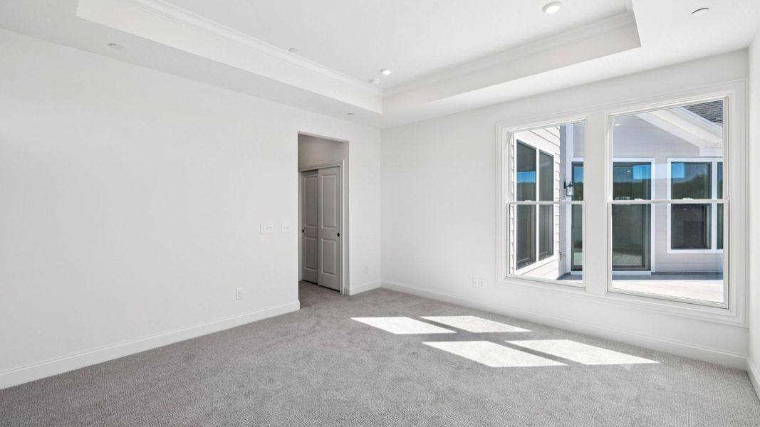 Spacious, unfurnished interior of a new home in The Courtyards at Stewarts Creek, Smyrna (Image 16).