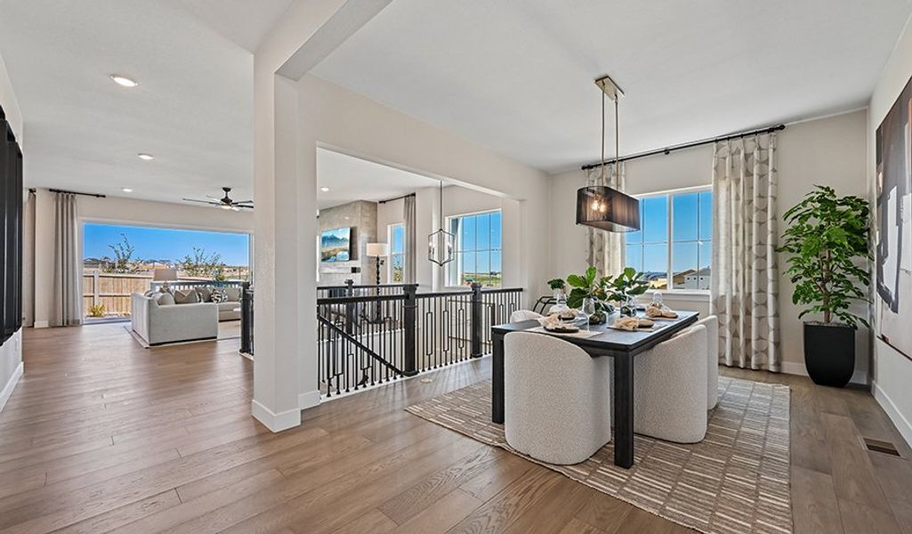 Darius-D786-Legacy Dining Room
