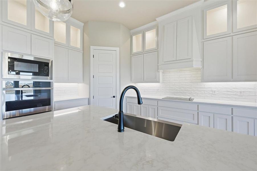 Close-up of interior finishes inside a home in Coyote Crossing, Godley (Image 18).