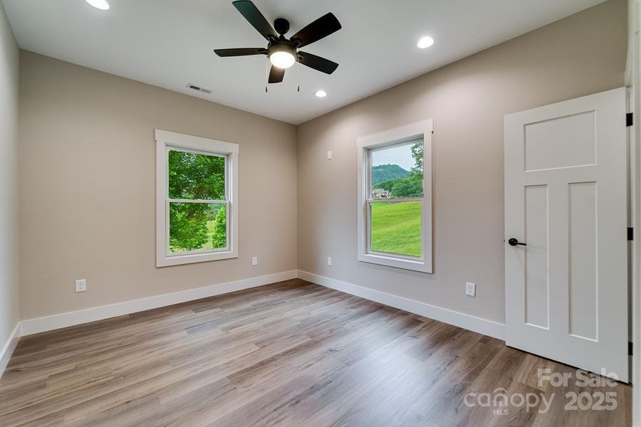 Spacious, unfurnished interior of a new home in , Clyde (Image 30).