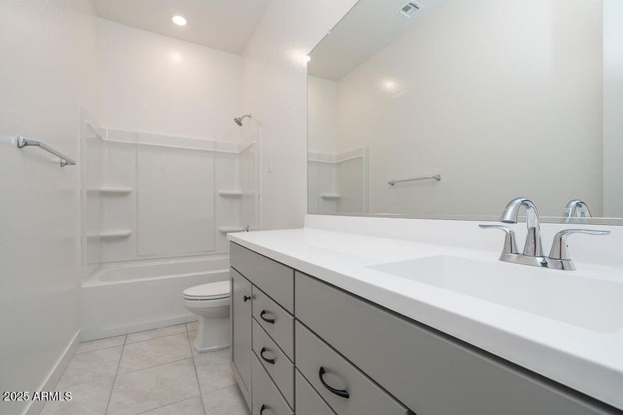 Tri Pointe Blossom Rock 554 - Bathroom 2 Tri Pointe Blossom Rock 554 - Bathroom 2