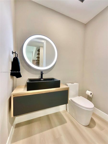 Guest Bathroom Guest Bathroom