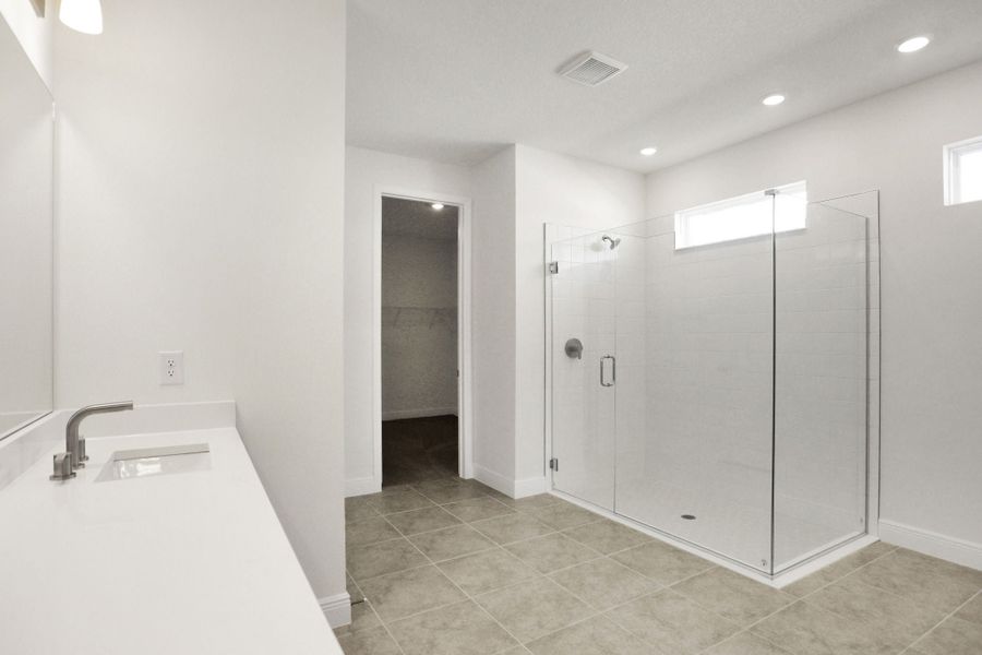 2,723sf New Home in Parrish, FL.  - Slide 30