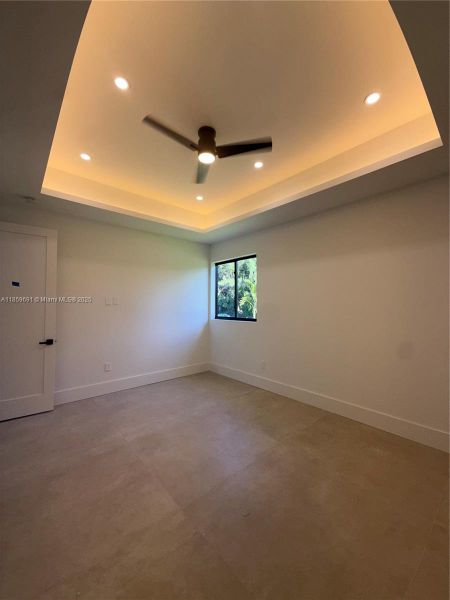 Image 75 of a home in .