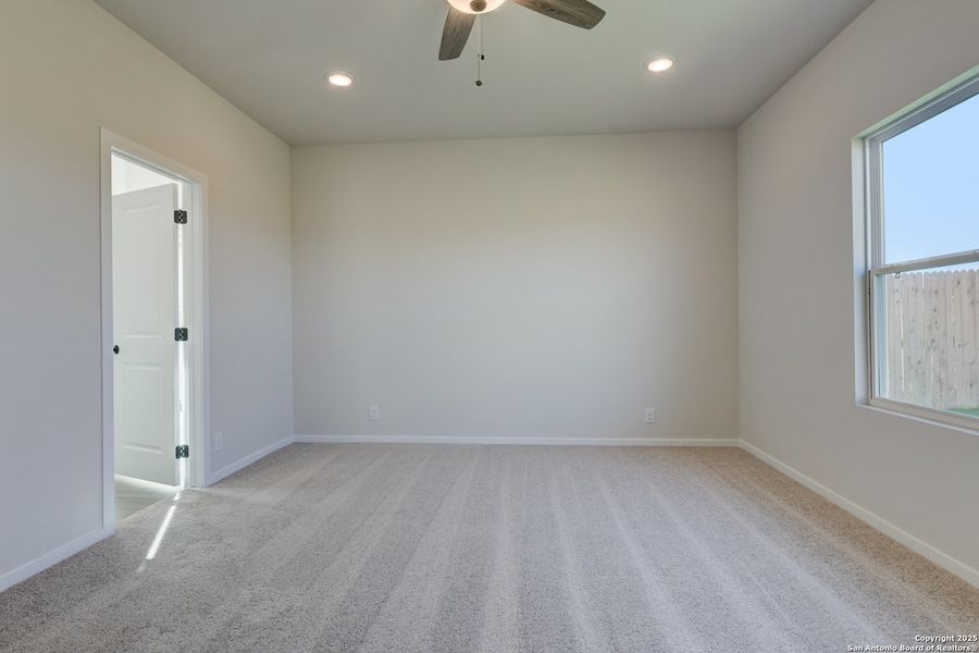 Spacious, unfurnished interior of a new home in Cordova Trails, Seguin (Image 28). Spacious, unfurnished interior of a new home in Cordova Trails, Seguin (Image 28).
