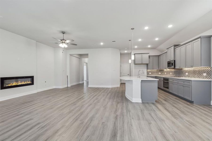 Image 21 of a home in Summer Crest. Image 21 of a home in Summer Crest.