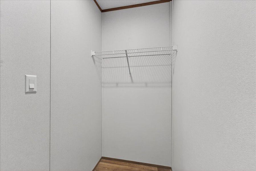 Spacious, unfurnished interior of a new home in , Walterboro (Image 31).