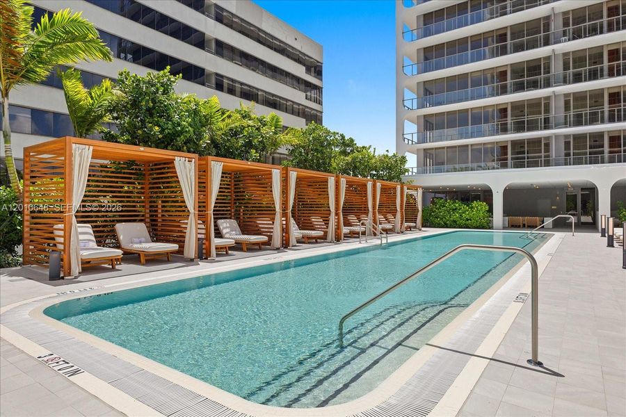Condo located in Miami, FL showcasing its design and architecture (Image 4). Condo located in Miami, FL showcasing its design and architecture (Image 4).