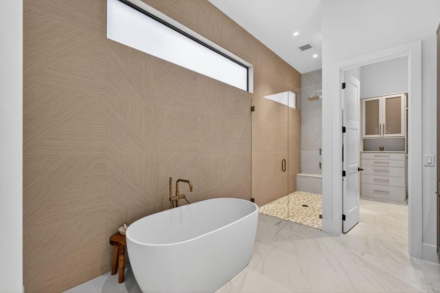 Furnished interior view inside a new home in , Palm Beach Gardens (Image 16).