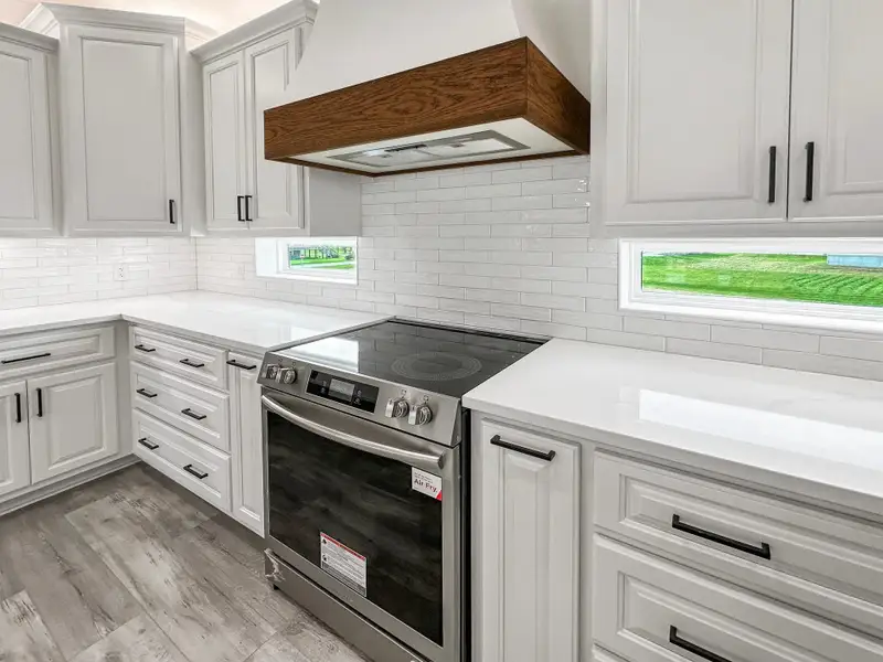 Photos are for illustrative purposes only, showcasing a home built by the same builder. Features such as colors, appliances, fixtures, and finishes are subject to change and may vary from those shown. Please verify details with the builder for the most accurate representation of the final home.