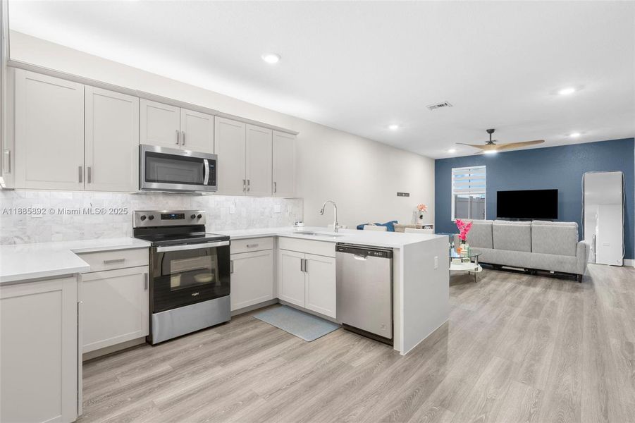 Furnished interior view inside a new home in , Pembroke Pines (Image 4).