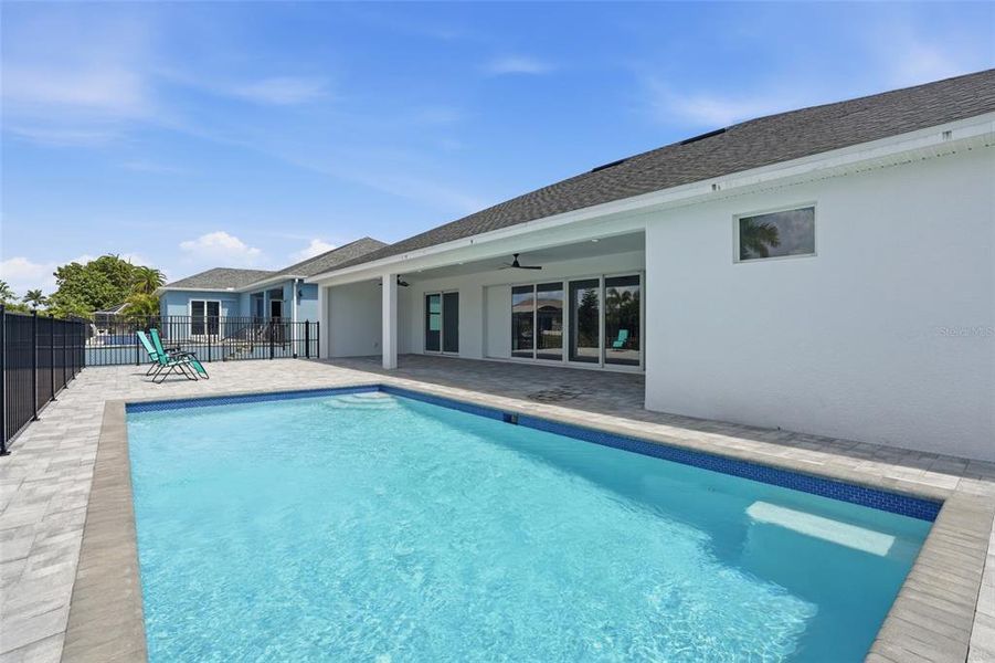 Exterior details and patio area of a home in , Cape Coral (Image 29).