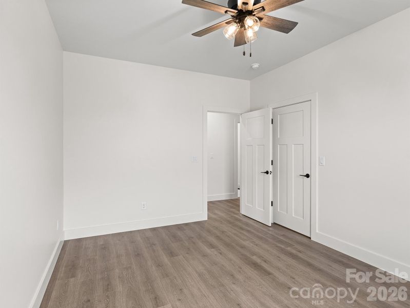 Spacious, unfurnished interior of a new home in , Hendersonville (Image 28).